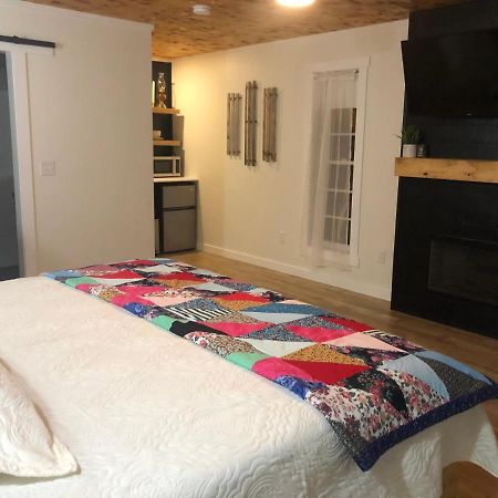 Raleigh Rooms & Taylor'S Crafts 외부 사진